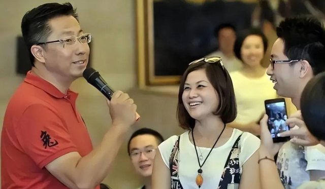 又一名人公开“声援”释永信！不料却被扒了个底朝天，家暴还重婚