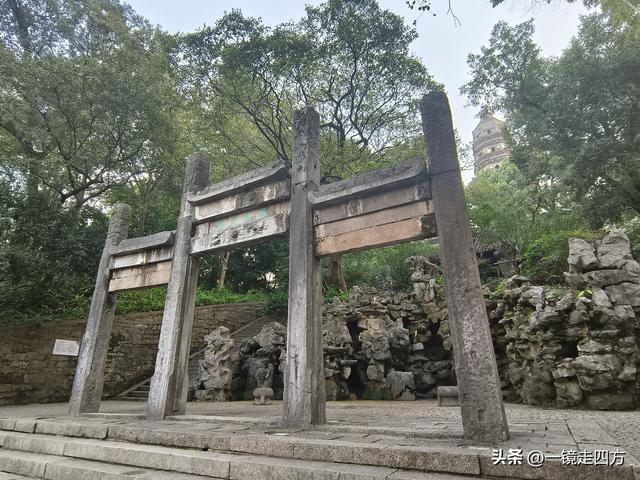 苏州虎丘打造夜游庙会迎双节，闭园时间延长到晚上九点