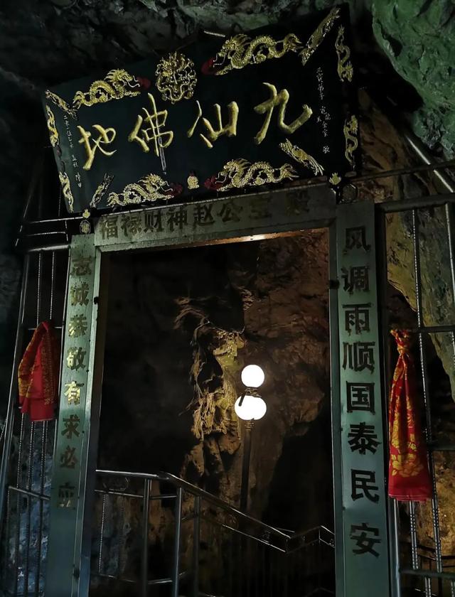 青山如黛,锦绣峨眉——峨眉山旅游攻略