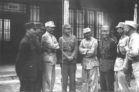 杜聿明与孙立人不快，他与二人关系甚密，从中斡旋，也没起到作用图片