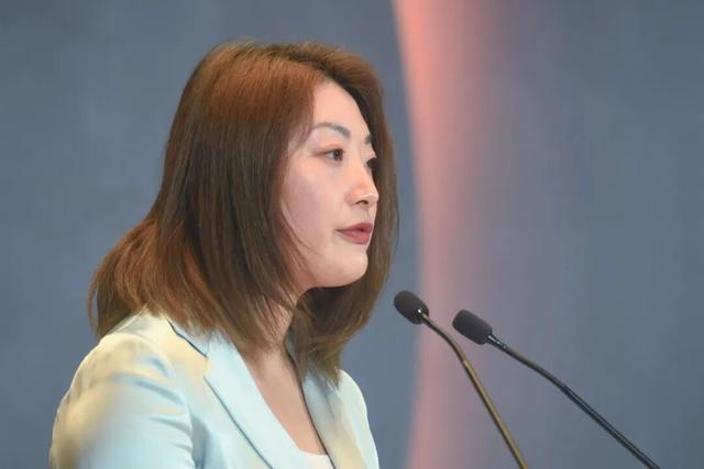 娃哈哈经销商称被要求不能代理娃小宗，否则将取消经销资格，律师：娃小宗与娃哈哈存在不正当竞争风险