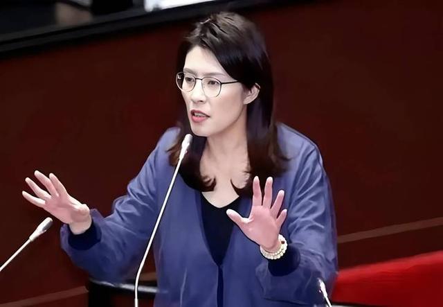突发！刚宣布参选国民党主席，郝龙斌就向大陆喊话，暴露出真面目