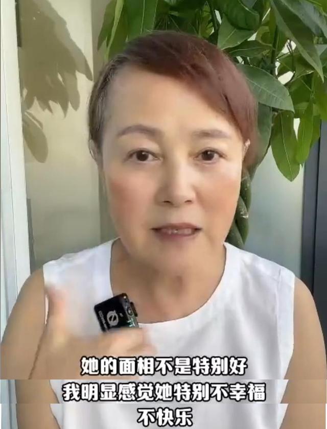 被骂后杜建英同学再发声：我不支持小三，希望宗馥莉不要树敌太多