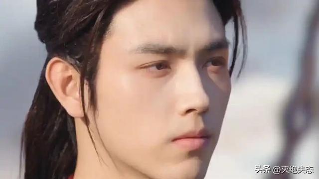 长得丑、演戏烂,爹妈“强捧不红”的4位星二代,注定走不远