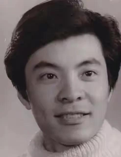 何晴去世,年仅61岁,患脑瘤多年,前夫许亚军评论区泪目了