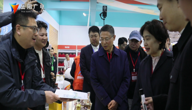 洞庭潮涌展新韵 文旅融合启新篇 ——岳阳市参展2025湖南省旅博会综述