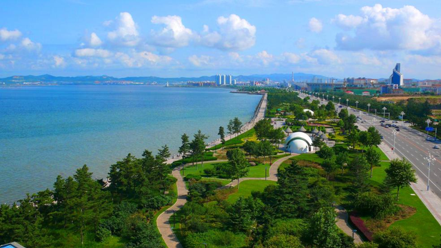 北纬37°黄金海岸！八月打卡御龙湾