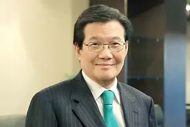 大反转！他，超越李嘉诚，成华人新首富，日赚9.3亿元图片