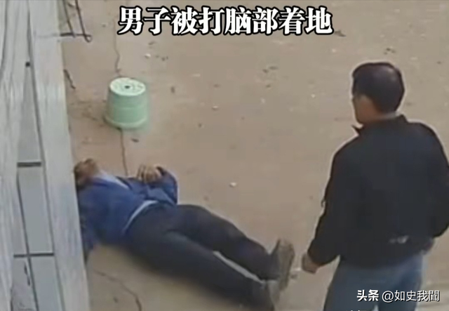 事出有因！残疾父亲被邻居殴打后续，警方深夜通报：涉事者有4人