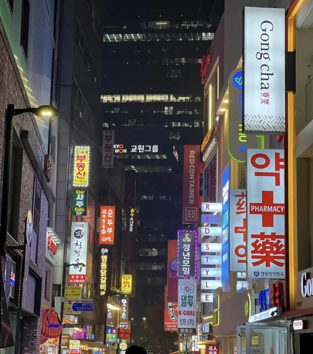 在中国爆火的“美女天堂”，拯救韩国旅游