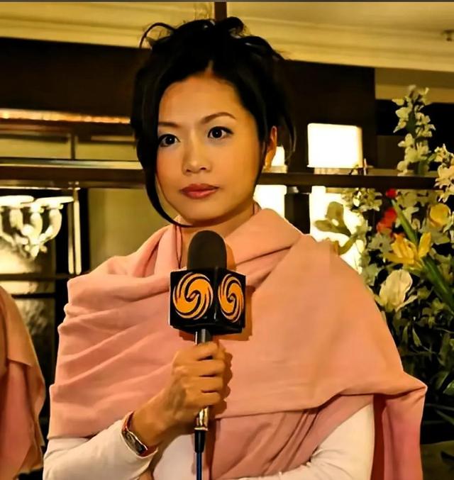 瑞幸咖啡实控人黎辉：父亲是原兰州军区副司令，妻子是知名主持人
