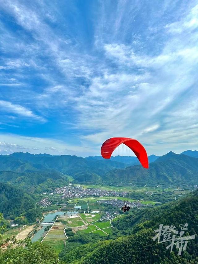 水上“飙车”、上天入地、策马奔腾……这个“十一”，奔赴桐庐尽情“放电”
