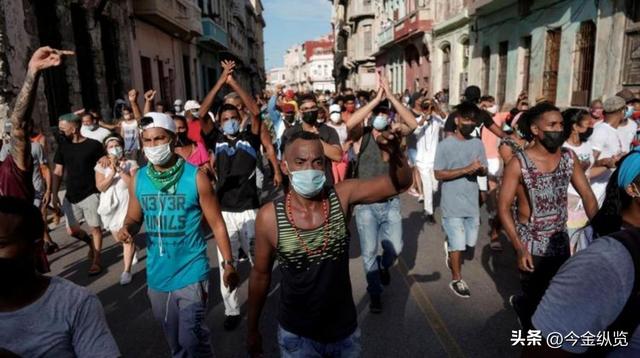 美围堵委内瑞拉，古巴却惨遭断油！三重枷锁下，拉美反霸风暴骤起