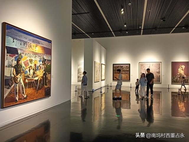 离开村庄，去大都市郑州看一个叫美术的东西吧！跟红薯糊肚一样好