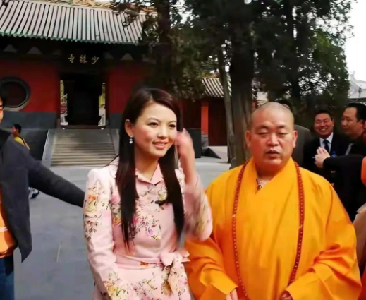 释永信出事四天后，又一位受害者出现了！竟意外牵扯出蓝台真面目