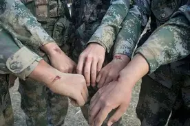 选择逐月的战友一次性退役金详细标准图片