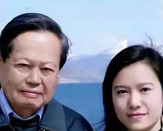 杨振宁给翁帆留下的遗产全面盘点：房产才是最不值钱的