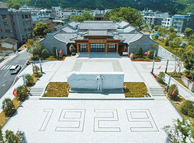 清新福建·五彩龙岩丨红色，龙岩最鲜明的主色