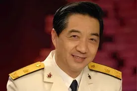 张召忠为何被网友戏称“局座”？反向预言坐实战略忽悠局成员之说图片