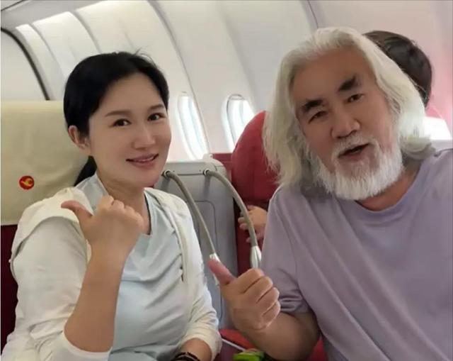 有钱再多又怎么样？这次在朋友圈自曝"没自信"的商业富豪令人唏嘘