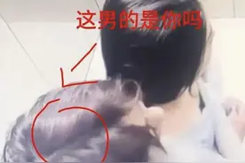 浙江女老师出轨学生，电梯内和学生亲热视频被曝，两人信息被扒图片