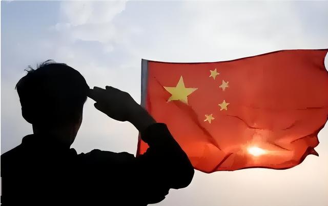 17国兵力瞄准台海，英防长发参战威胁，坦克深夜抵台，解放军已布防