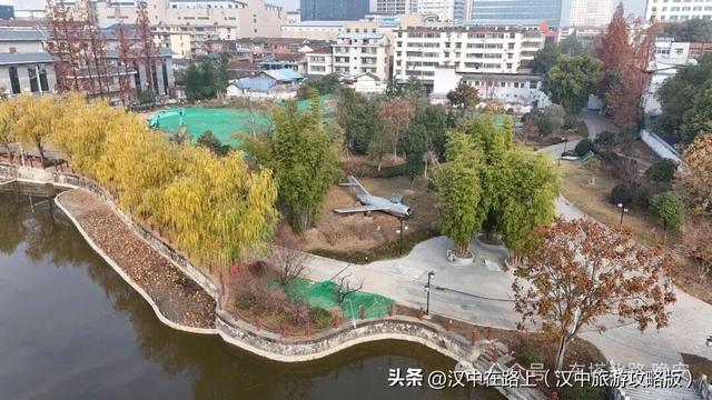 二〇二五年十二月七日，再去看看莲花池公园