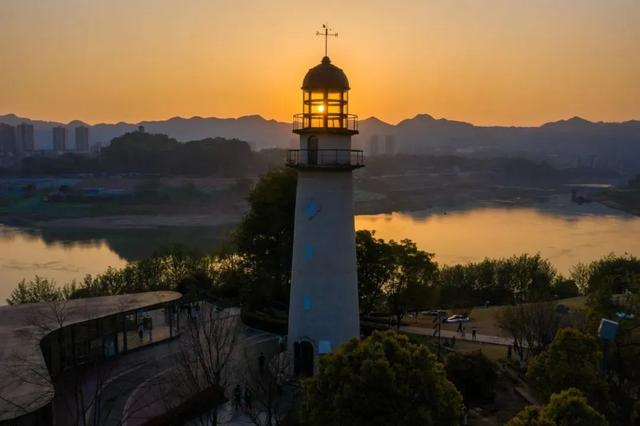 谁说重庆没有秋天?都藏在这些公园里→