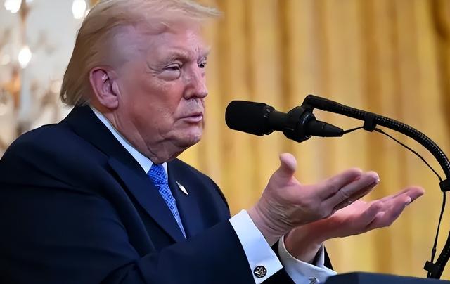 中方发话后，泰国开出停火条件，洪森父子倒向美国，最大输家已定