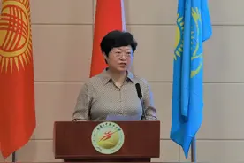 我校成功举办2024乌鲁木齐市职业教育产学研用交流合作会议图片