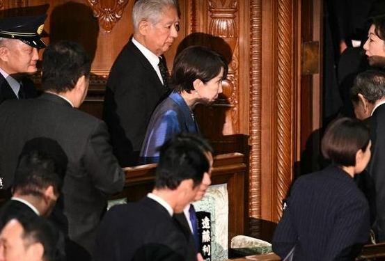 日韩上演争“爸	”赛？ 同时宣布大豆紧缺，拟定采购美国大豆！