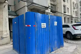 老旧小区加装电梯遭“烂尾”，两年为何不动工？图片