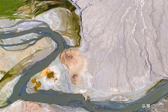 到木吉乡探秘地球的“肚脐眼”，它便是位于中国最西端的火山群