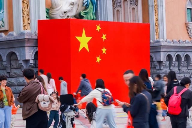银基度假区双节迎客33万人次 入选全国热门亲子游目的地！