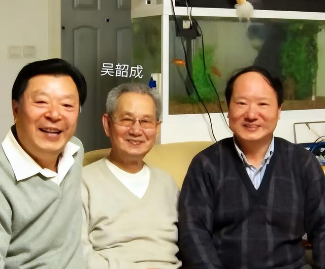 吴石故居现在还住着侄孙，侄孙回忆：其子吴韶成多次回故居