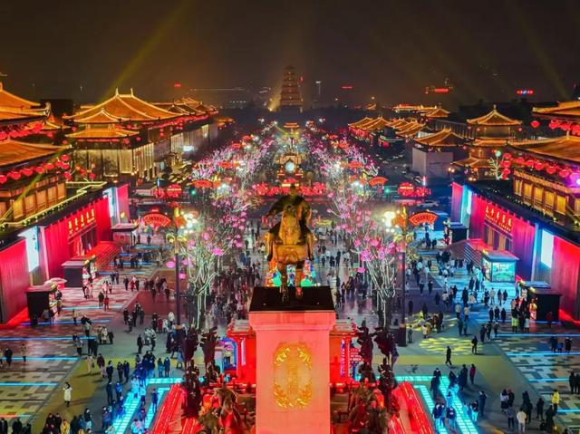 凭什么火出圈?解码大唐不夜城的文旅商业升维之道