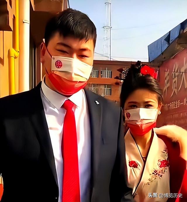 大衣哥案终于判了，全网大快人心，但有一人怕是肠子都该悔青了