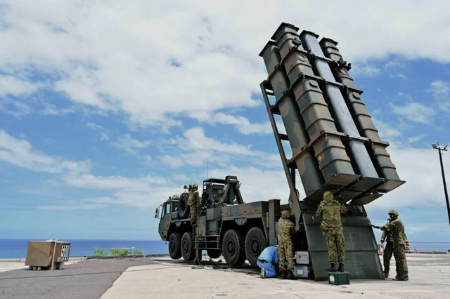 忍耐1天，解放军增兵南海，日本导弹覆盖北京，不准中国建保护区