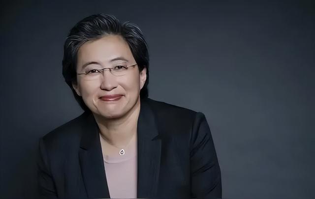 顶着骂名给中国送技术，年薪超四亿的她，为何敢和美国对着干？