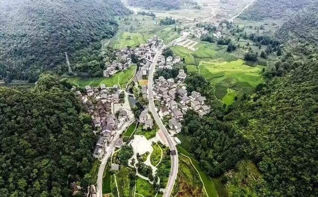 乘坐高铁至兴义南站的旅客，可享受这项旅游优惠→