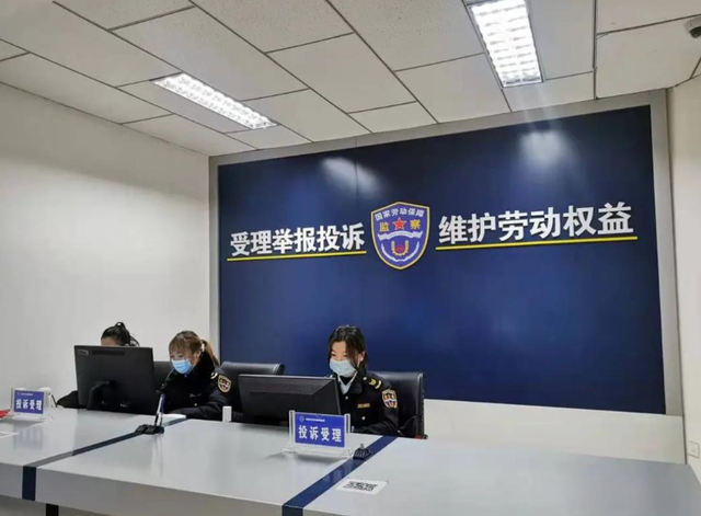 9月1日起强制缴纳社保？人民日报紧急辟谣，原来大家都理解错了！