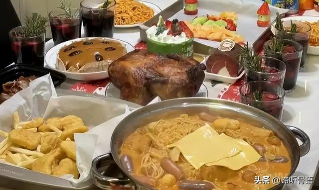 今年圣诞节没人抵制了，为啥还更冷清了？网友：3个原因，很现实