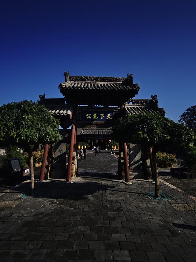 行走320公里实现霍州署、小西天、月饼一条街和戎子酒庄的连穿