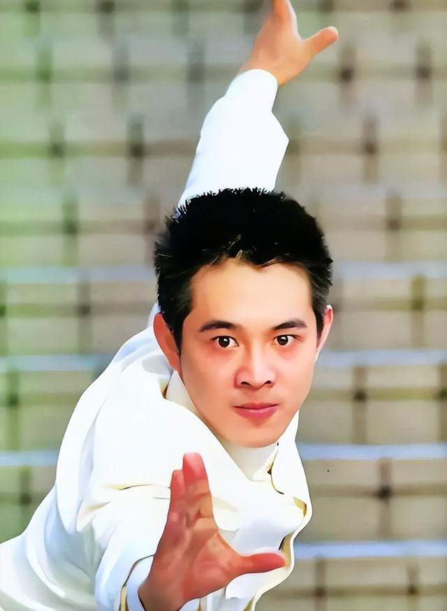 钱再多有什么用？62岁李连杰病情再次恶化，才懂成龙那番话含金量