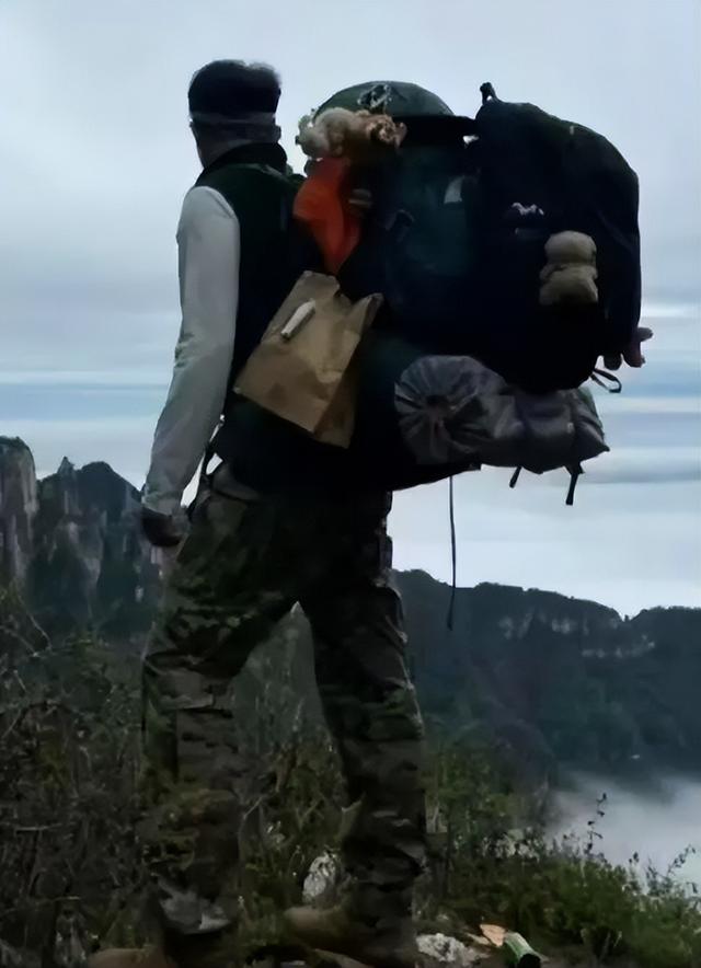 在校大学生南太行山徒步在瀑布旁拍照时坠崖 当地回应：未开发区域
