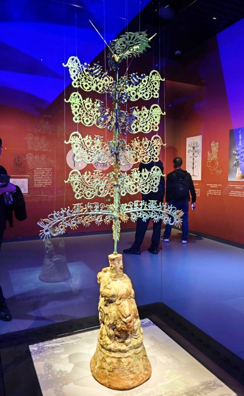 成都武侯祠“摇钱树”:一棵穿越千年的财富与升仙“神树”(图5) 成都武侯祠“摇钱树”:一棵穿越千年的财富与升仙“神树”(图5)