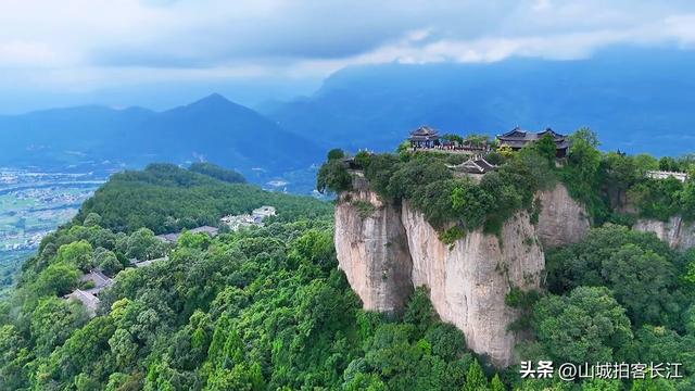 四川这座宝藏小城，建有14个火车站，特色美食“俘获”人心想定居