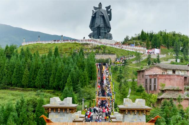 乡游黔中 · 水城区 播落村丨草海翻金浪,彝歌醉秋霞