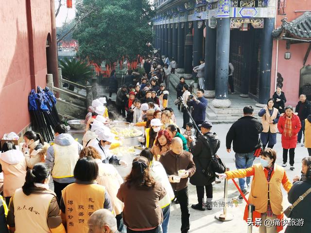 走进自贡天池寺腊八节，感受传统年味与文化传承!