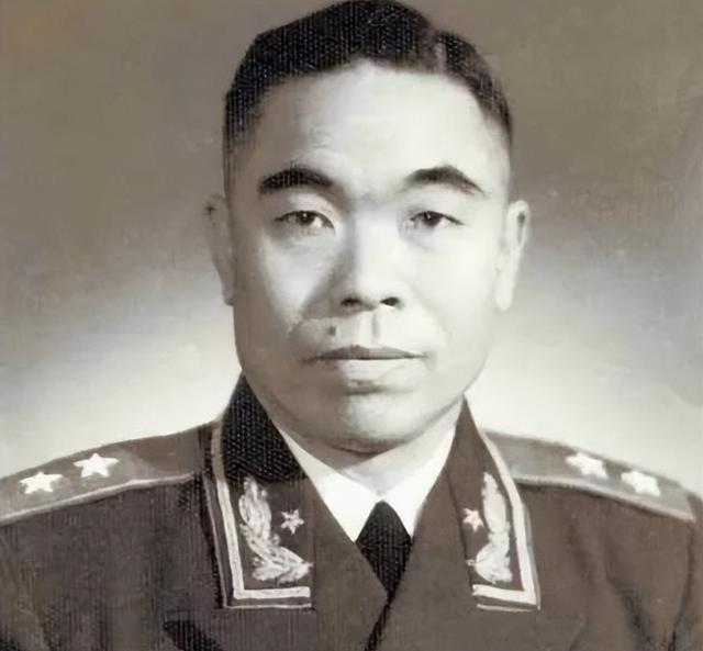 51年曾泽生从朝鲜回国，见过主席之后回家吩咐妻子：北京不能待了